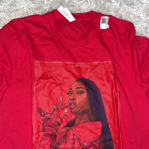 Ladies Red Megan thee Stallion t-shirt (size: large/new with sticker) - Picture 2 of 5